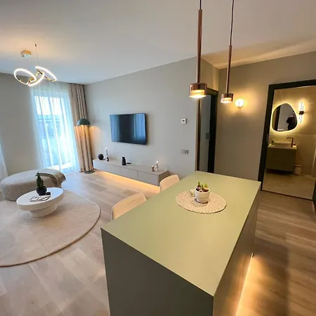 Cozy Designer Apartments, Self Check-in & Free Parking 클라이페다