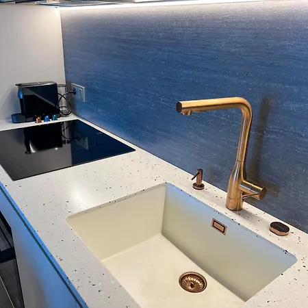 Lägenhet Cozy Designer Apartments, Self Check-in & Free Parking *