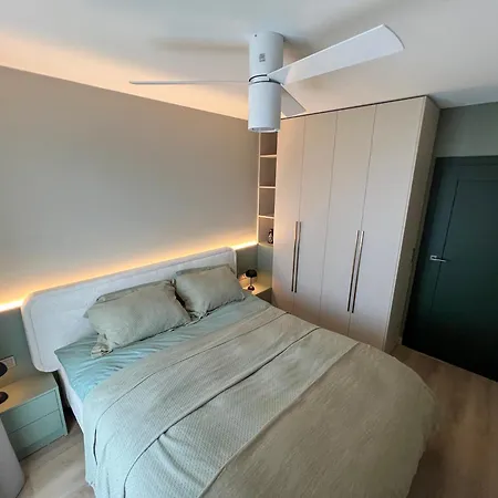 Cozy Designer Apartments, Self Check-in & Free Parking Lägenhet