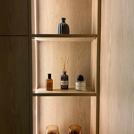 아파트 Cozy Designer Apartments, Self Check-in & Free Parking *