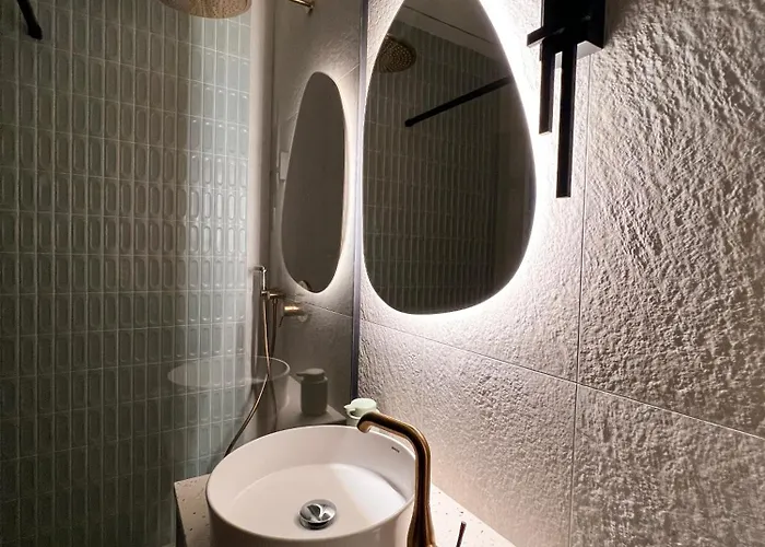 Cozy Designer Apartments, Self Check-in & Free Parking קלייפדה