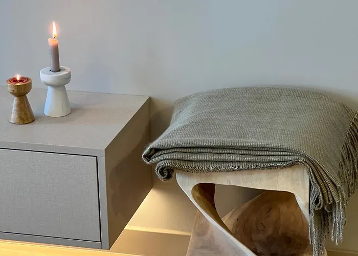 Cozy Designer Apartments, Self Check-in & Free Parking דירה קלייפדה